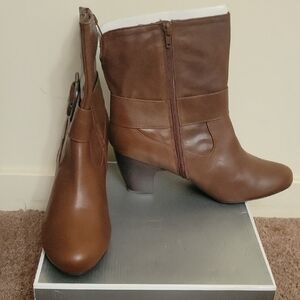 Ashley Stewart Chestnut Heeled Boots